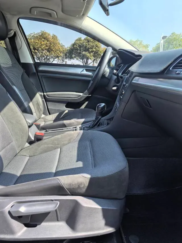 2018 Volkswagen Golf 1.4T 131HP L4 7DCT,autocango,china used car exporter,china ev exporter,chinese used car exporter,chinese used ev exporter