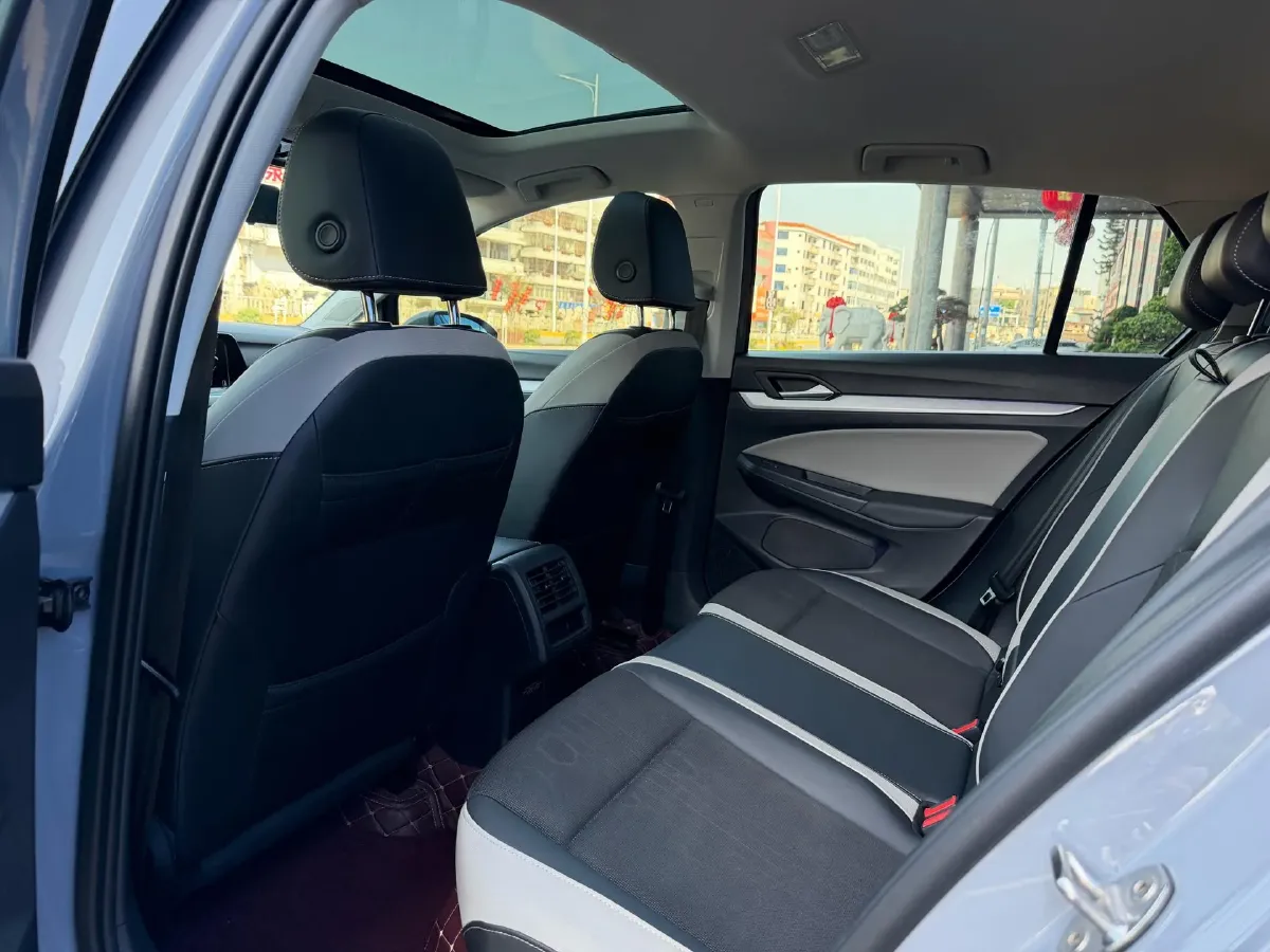 2021 Volkswagen Golf 1.4T 150HP L4 7DCT,autocango,china used car exporter,china ev exporter,chinese used car exporter,chinese used ev exporter