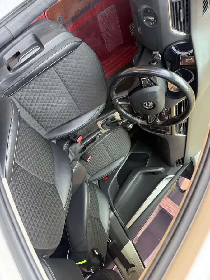 2018 Skoda Octavia 1.4T 150HP L4 7DCT,autocango,china used car exporter,china ev exporter,chinese used car exporter,chinese used ev exporter