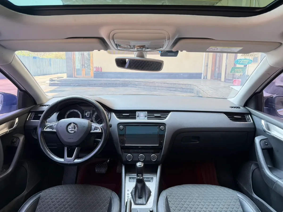 2018 Skoda Octavia 1.4T 150HP L4 7DCT,autocango,china used car exporter,china ev exporter,chinese used car exporter,chinese used ev exporter