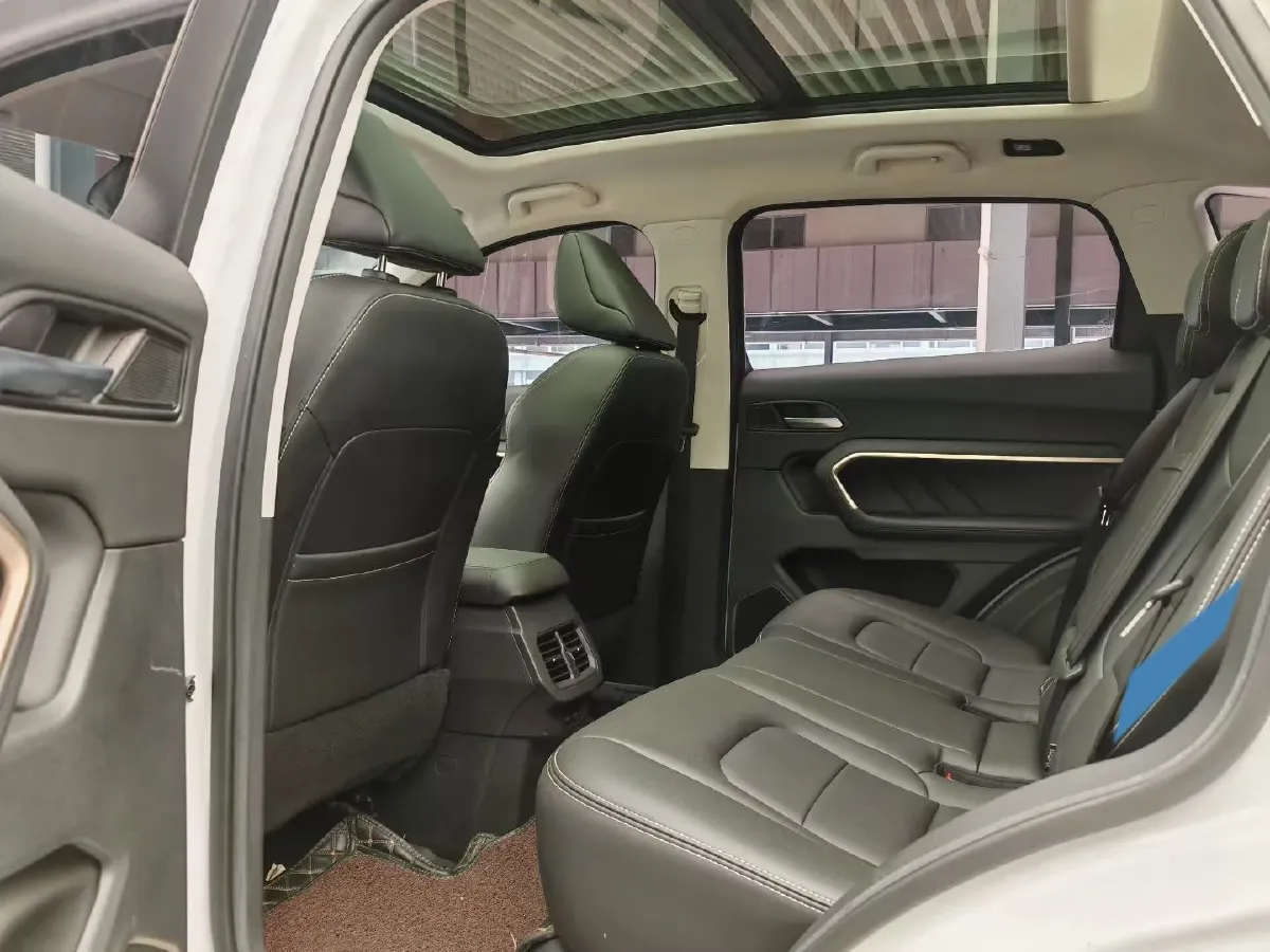 2020 Haval H6 1.5T 169HP L4 7DCT,autocango,china used car exporter,china ev exporter,chinese used car exporter,chinese used ev exporter