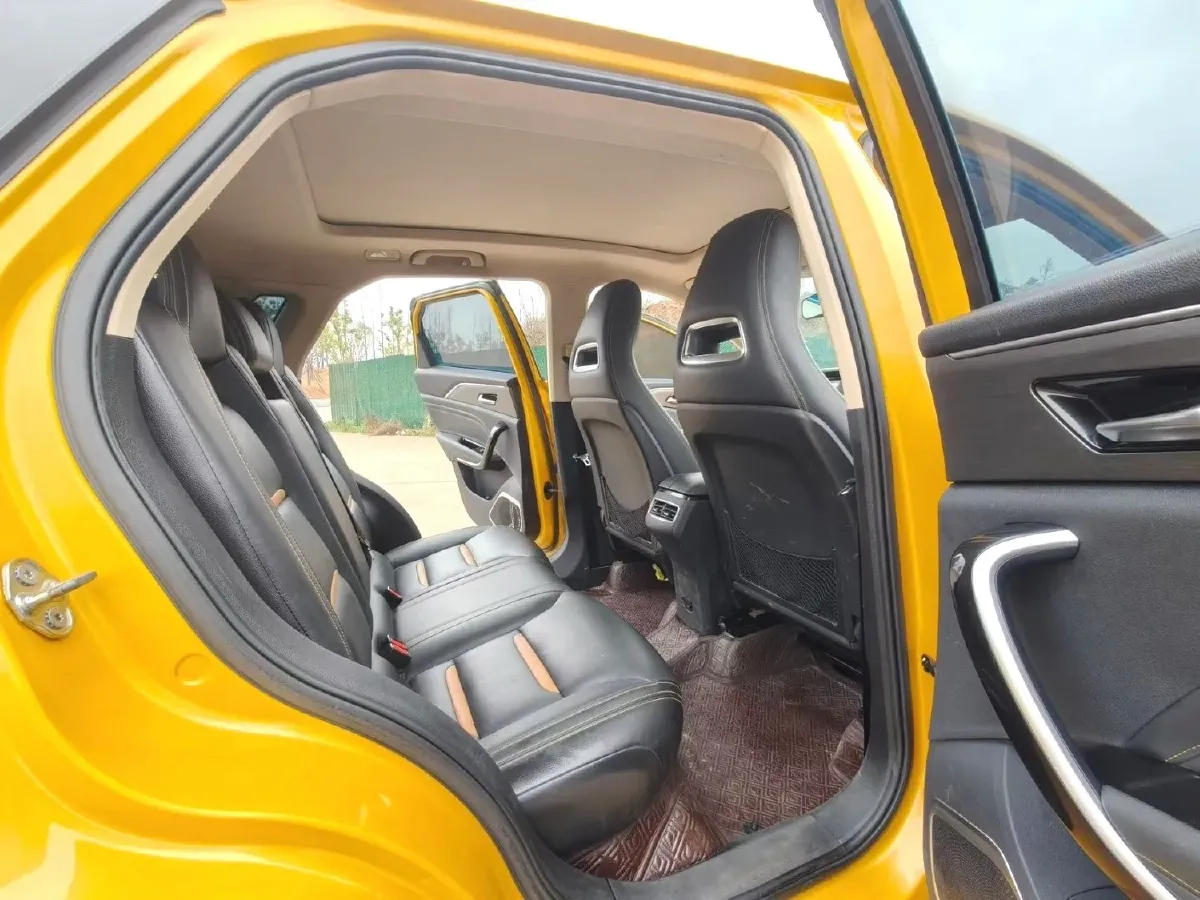 2019 Bestune T77 1.2T 143HP L4 7DCT,autocango,china used car exporter,china ev exporter,chinese used car exporter,chinese used ev exporter