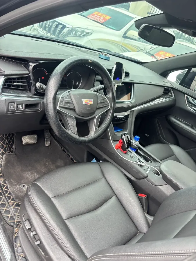 2022 Cadillac XT5 2.0T 237HP L4 9AT,autocango,china used car exporter,china ev exporter,chinese used car exporter,chinese used ev exporter