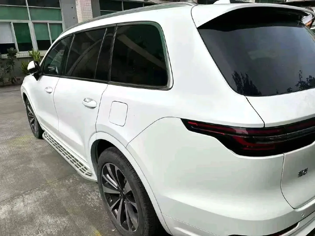 2020 Li ONE Range Extended 131HP REEV 40.5KWH,autocango,china used car exporter,china ev exporter,chinese used car exporter,chinese used ev exporter