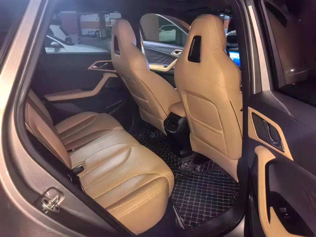 2023 Roewe RX5 1.5T 188HP L4 7DCT,autocango,china used car exporter,china ev exporter,chinese used car exporter,chinese used ev exporter