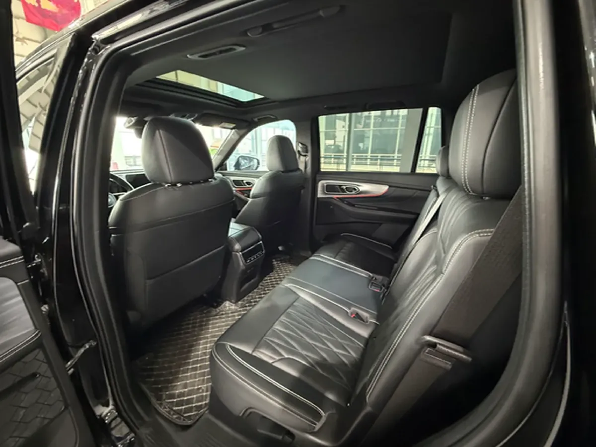 2022 GAC Trumpchi GS8 2.0T 252HP L4 8AT,autocango,china used car exporter,china ev exporter,chinese used car exporter,chinese used ev exporter