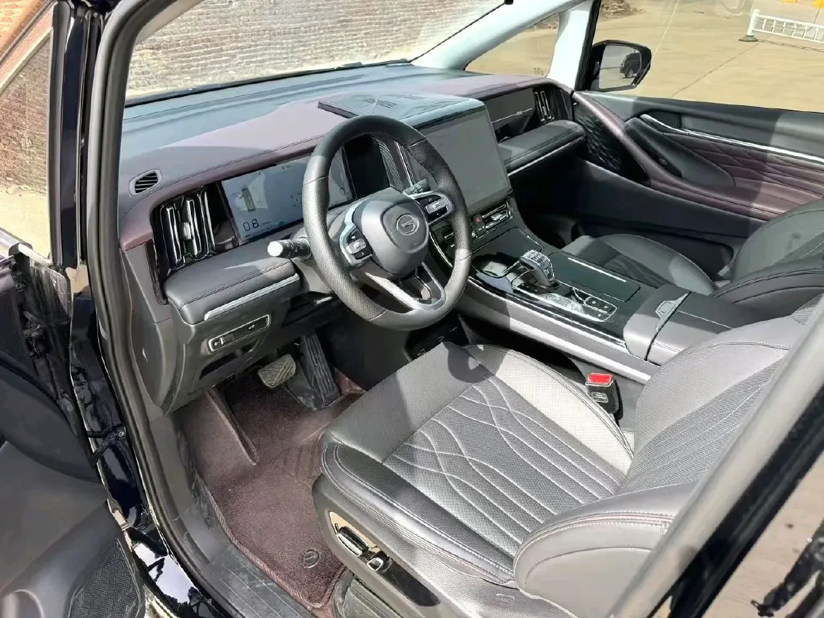 2024 GAC Trumpchi M8 2.0T 252HP L4 8AT,autocango,china used car exporter,china ev exporter,chinese used car exporter,chinese used ev exporter