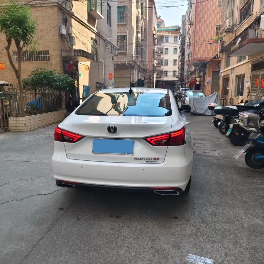 2022 ChangAn Raeton CC 1.5T 188HP L4 7DCT,autocango,china used car exporter,china ev exporter,chinese used car exporter,chinese used ev exporter