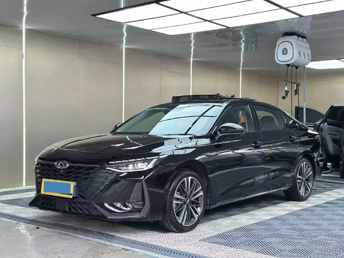 2024 Chery Arrizo 8 2.0T 254HP L4 7DCT,autocango,china used car exporter,china ev exporter,chinese used car exporter,chinese used ev exporter