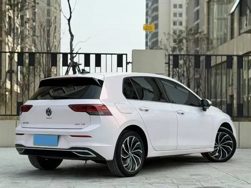 2021 Volkswagen Golf 1.4T 150HP L4 7DCT,autocango,china used car exporter,china ev exporter,chinese used car exporter,chinese used ev exporter