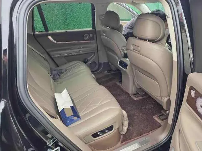 2024 AITO AITO M9 1.5T 152HP L4 REEV 42KWH,autocango,china used car exporter,china ev exporter,chinese used car exporter,chinese used ev exporter