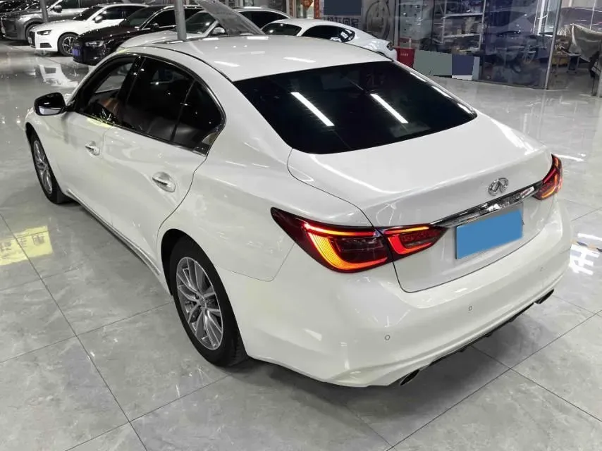 2021 Infiniti Q50L 2.0T 211HP L4 7AT,autocango,china used car exporter,china ev exporter,chinese used car exporter,chinese used ev exporter