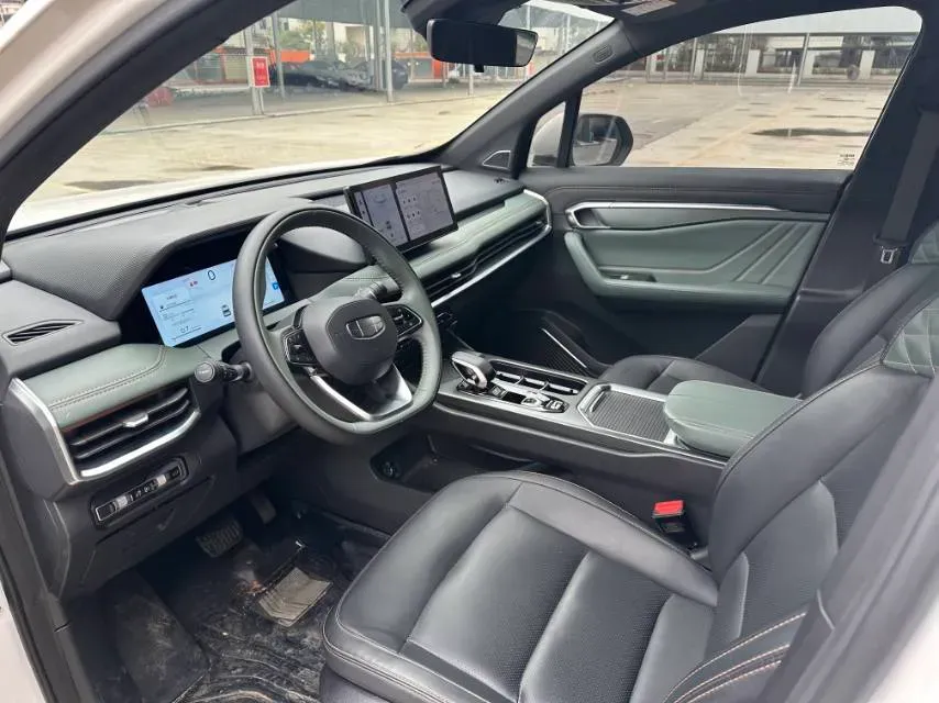 2023 Geely Okavango L 2.0T 218HP L4 7DCT,autocango,china used car exporter,china ev exporter,chinese used car exporter,chinese used ev exporter