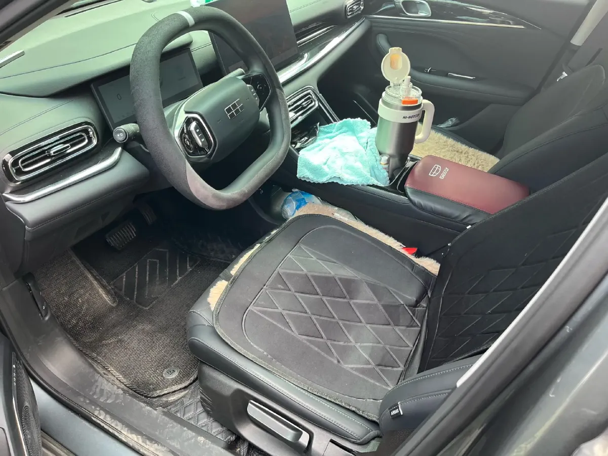 2025 Geely Galaxy L6 1.5L 112HP L4 1DHT PHEV 8.5KWH,autocango,china used car exporter,china ev exporter,chinese used car exporter,chinese used ev exporter