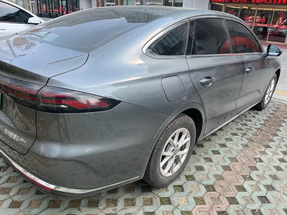 2025 Geely Galaxy L6 1.5L 112HP L4 1DHT PHEV 8.5KWH,autocango,china used car exporter,china ev exporter,chinese used car exporter,chinese used ev exporter