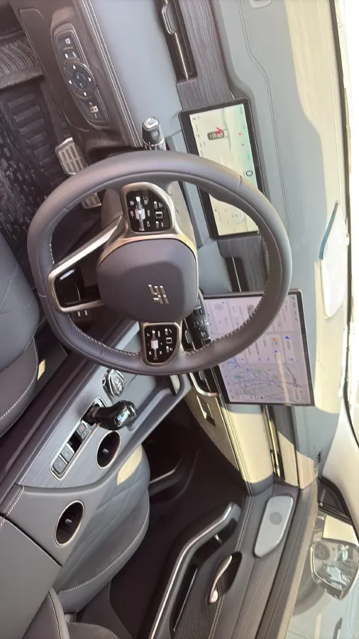 2023 Chery Tiggo 9 2.0T 261HP L4 8AT,autocango,china used car exporter,china ev exporter,chinese used car exporter,chinese used ev exporter