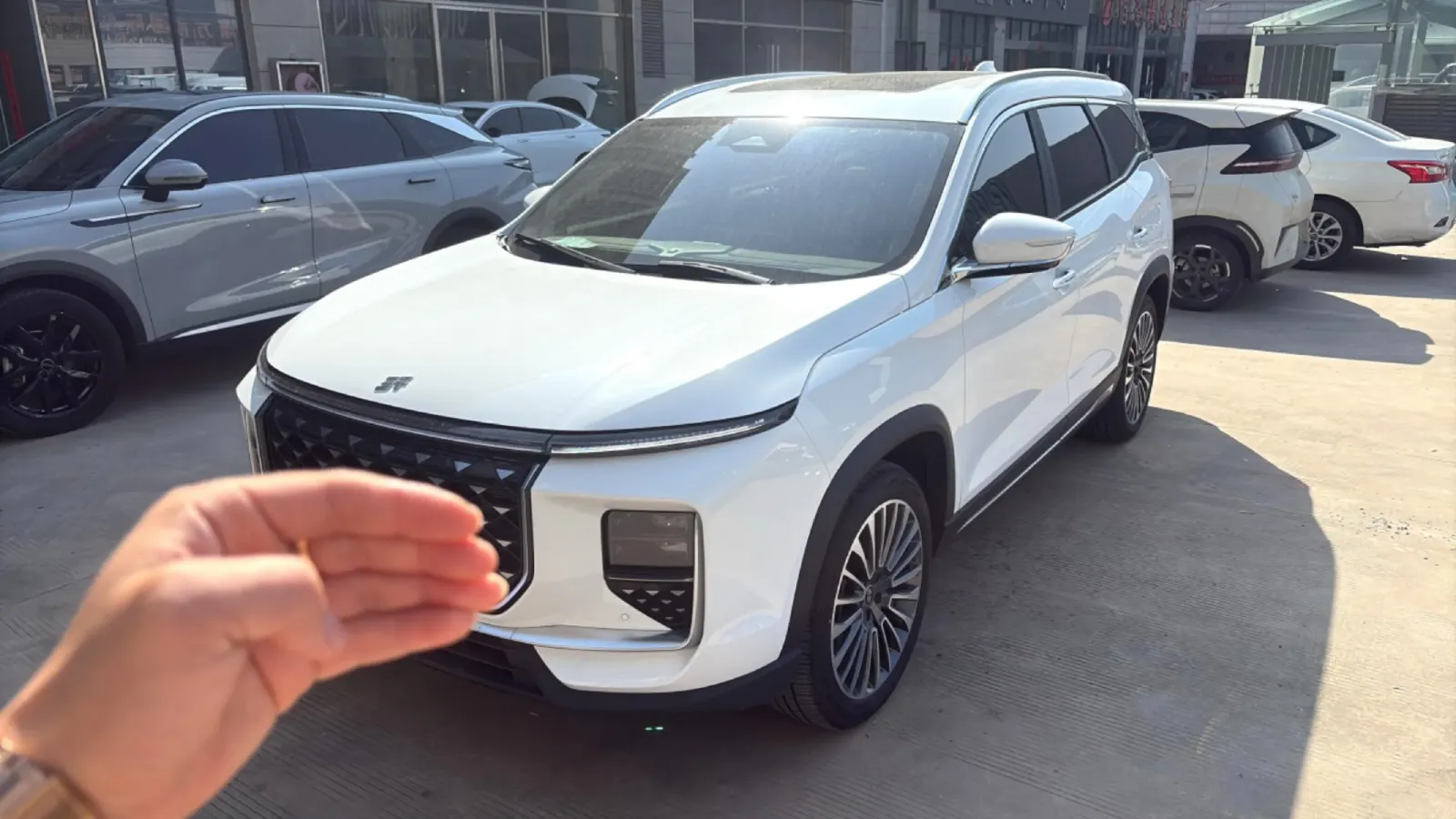2023 Chery Tiggo 9 2.0T 261HP L4 8AT,autocango,china used car exporter,china ev exporter,chinese used car exporter,chinese used ev exporter