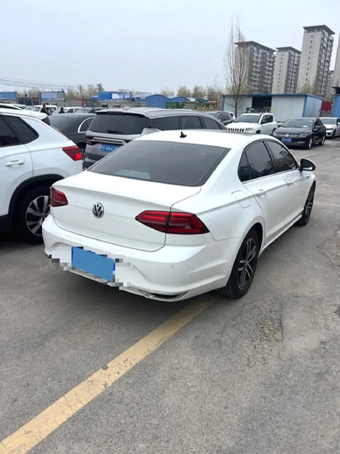 2019 Volkswagen Passat 1.4T 150HP L4 7DCT,autocango,china used car exporter,china ev exporter,chinese used car exporter,chinese used ev exporter