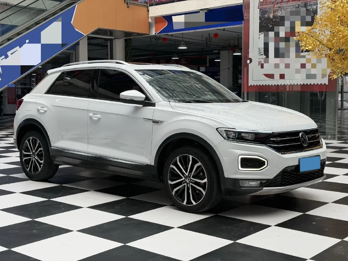 2022 Volkswagen T-Roc 1.4T 150HP L4 7DCT,autocango,china used car exporter,china ev exporter,chinese used car exporter,chinese used ev exporter