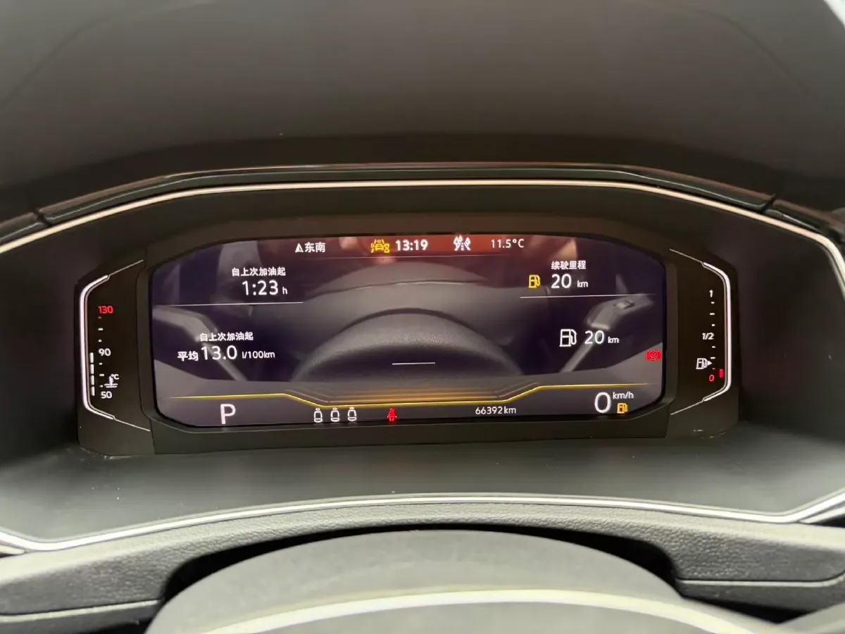 2022 Volkswagen T-Roc 1.4T 150HP L4 7DCT,autocango,china used car exporter,china ev exporter,chinese used car exporter,chinese used ev exporter