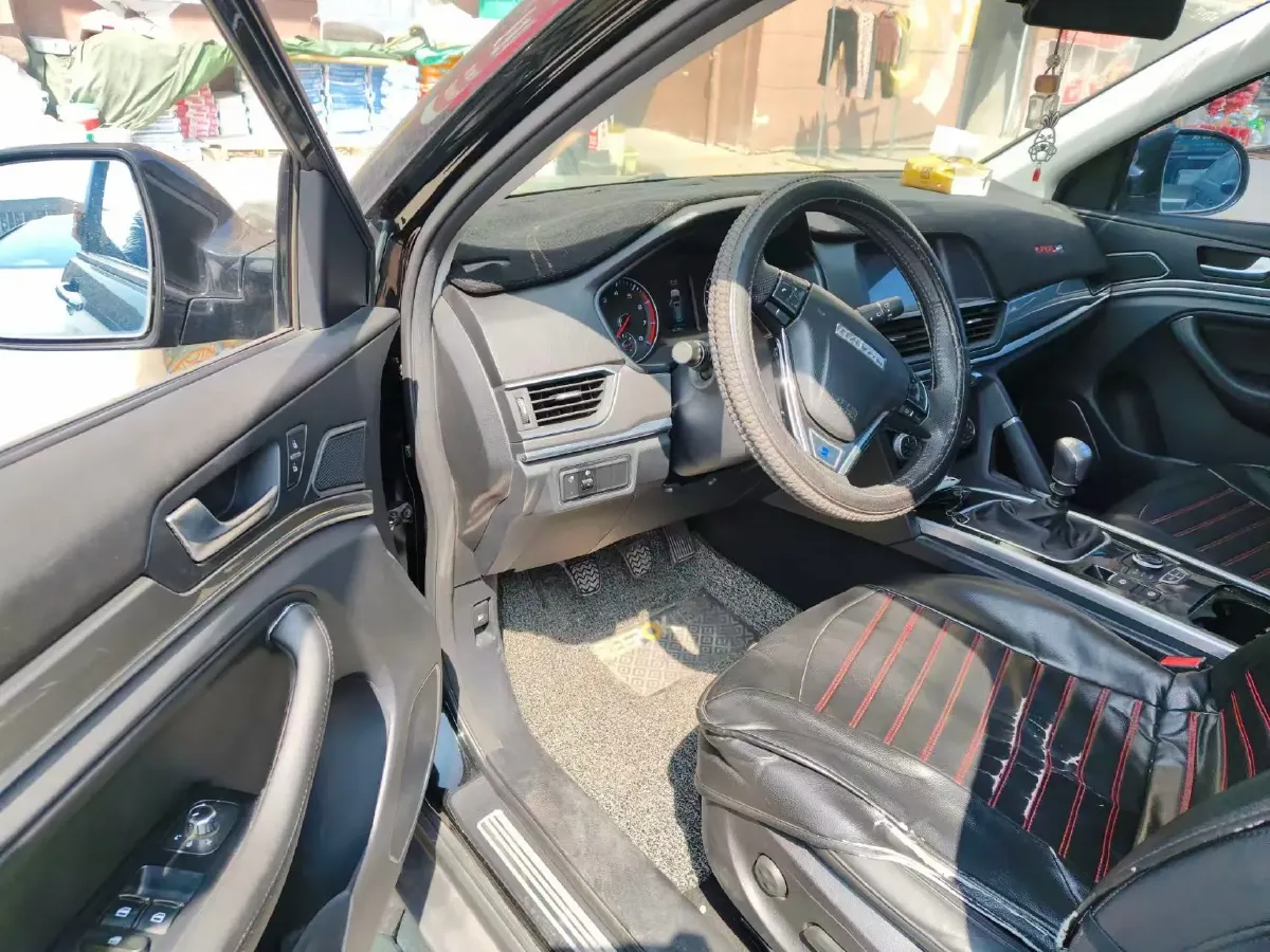 2018 Haval H6 1.5T 150HP L4 6MT,autocango,china used car exporter,china ev exporter,chinese used car exporter,chinese used ev exporter