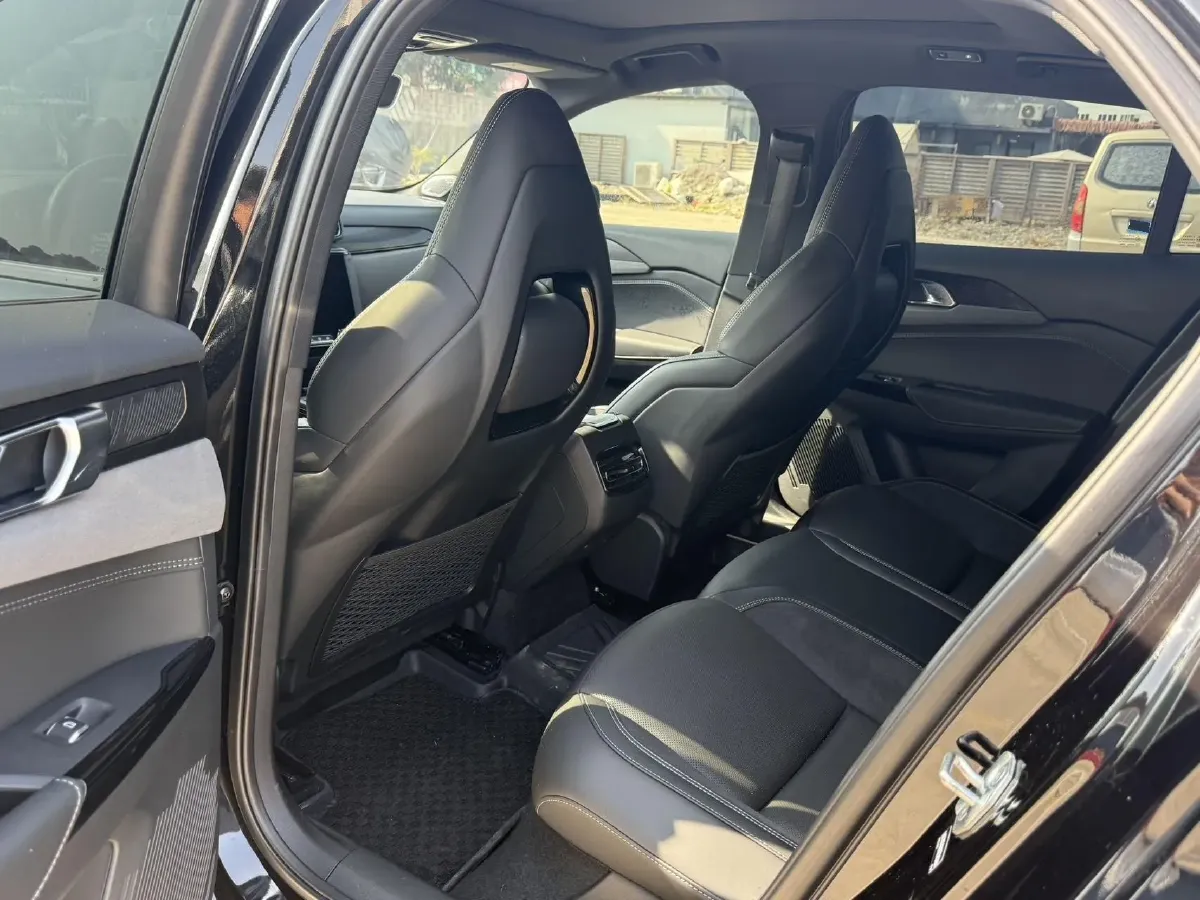 2022 LYNK&CO 03 2.0T 190HP L4 7DCT,autocango,china used car exporter,china ev exporter,chinese used car exporter,chinese used ev exporter