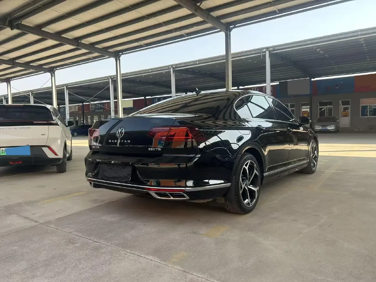 2025 Volkswagen Magotan 2.0T 186HP L4 7DCT,autocango,china used car exporter,china ev exporter,chinese used car exporter,chinese used ev exporter
