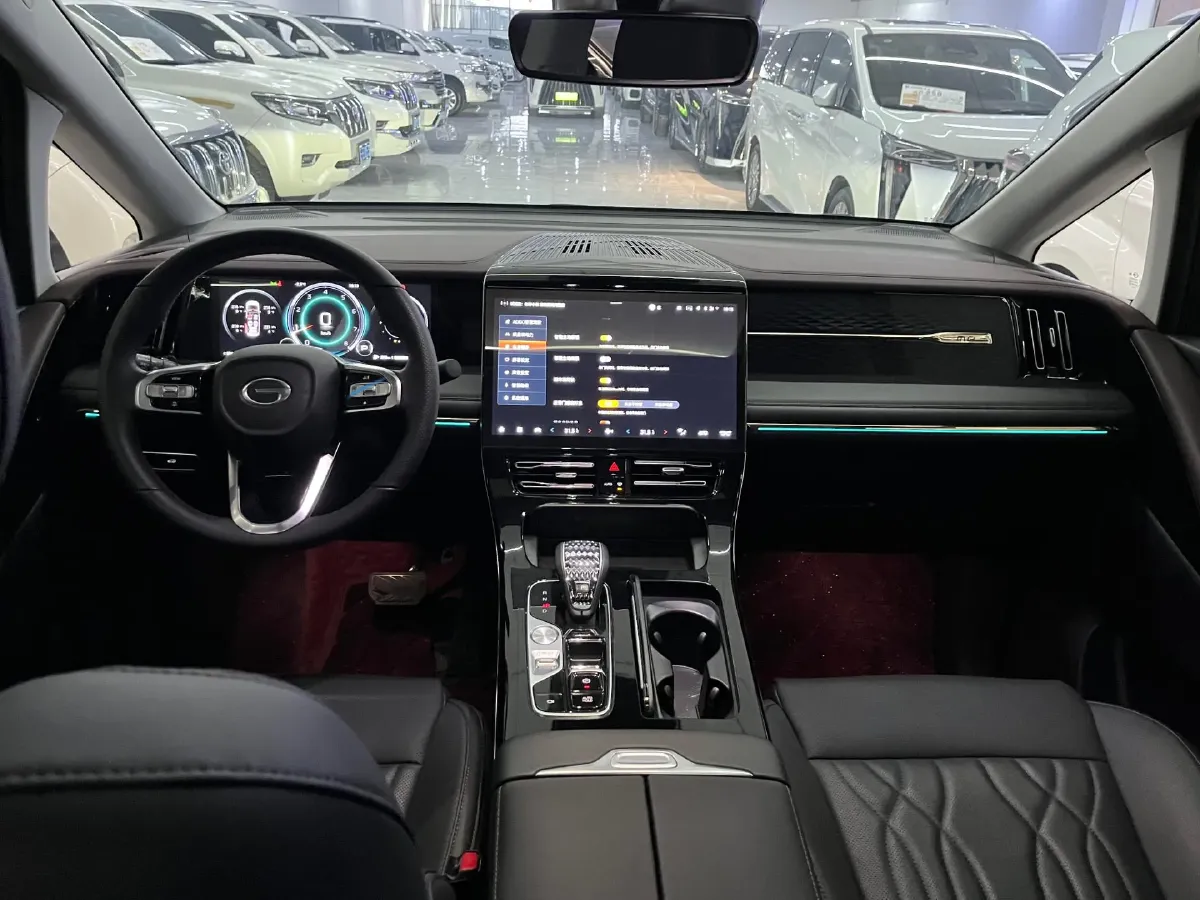 2024 GAC Trumpchi M8 2.0T 252HP L4 8AT,autocango,china used car exporter,china ev exporter,chinese used car exporter,chinese used ev exporter