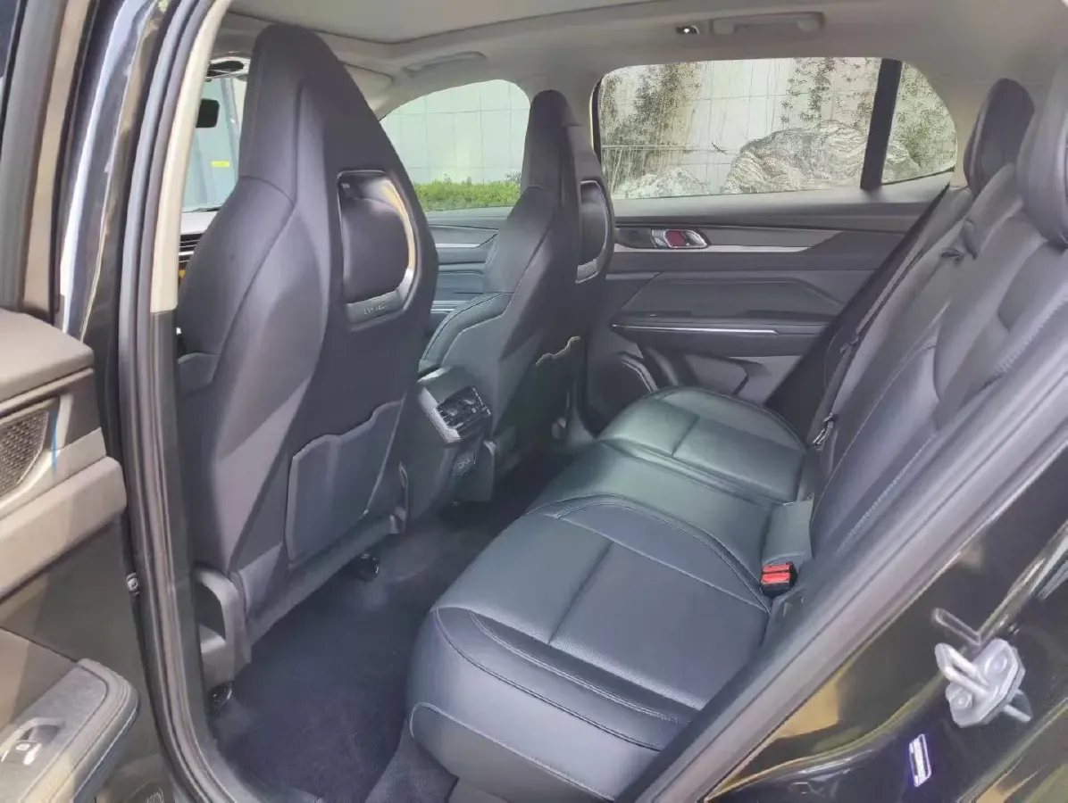 2021 LYNK&CO 01 2.0T 218HP L4 8AT,autocango,china used car exporter,china ev exporter,chinese used car exporter,chinese used ev exporter