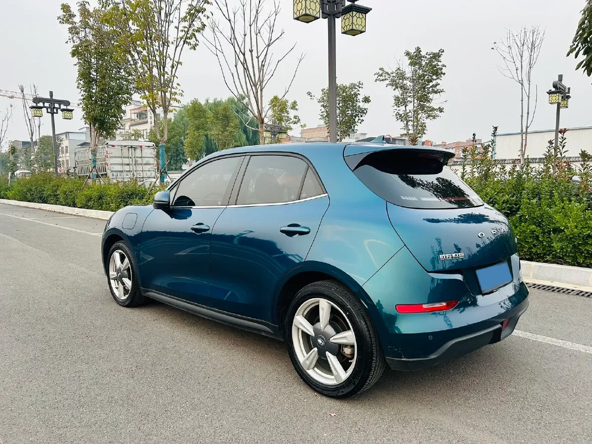 2022 ChangAn Oshan X7 Plus 1.5T 188HP L4 7DCT,autocango,china used car exporter,china ev exporter,chinese used car exporter,chinese used ev exporter