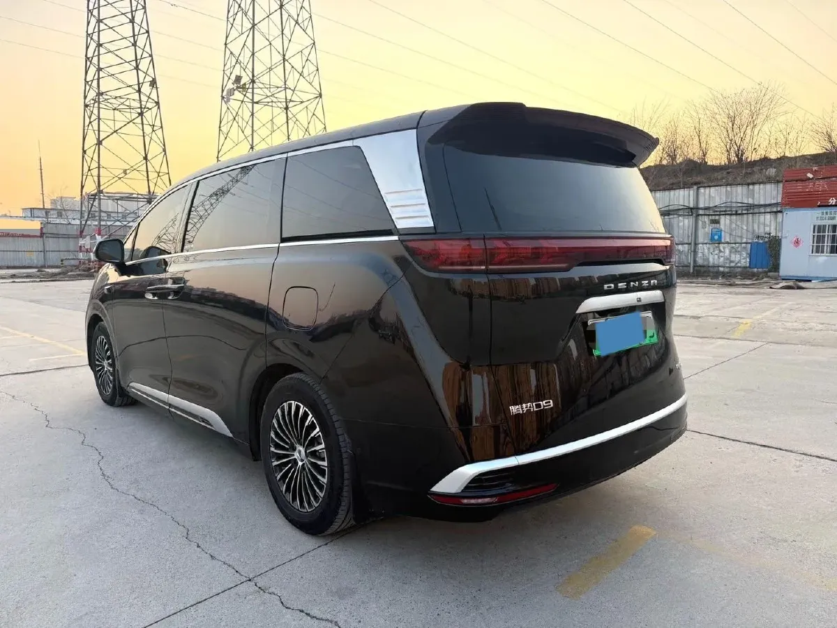 2025 Denza D9 1.5T 156HP L4 E-CVT PHEV 40KWH,autocango,china used car exporter,china ev exporter,chinese used car exporter,chinese used ev exporter
