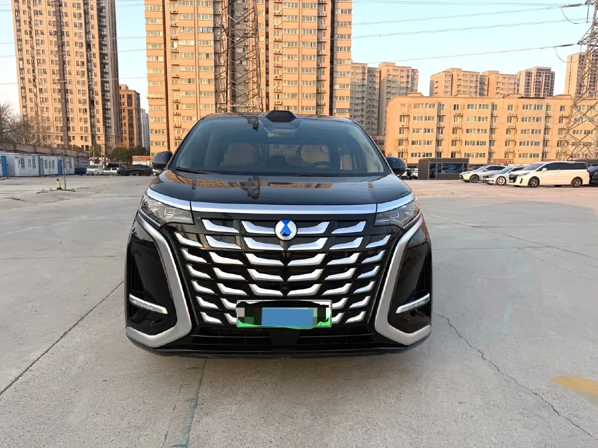 2025 Denza D9 1.5T 156HP L4 E-CVT PHEV 40KWH,autocango,china used car exporter,china ev exporter,chinese used car exporter,chinese used ev exporter