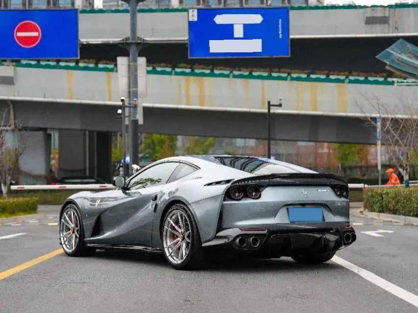 2017 Ferrari 812 6.5L 800HP V12 7DCT,autocango,china used car exporter,china ev exporter,chinese used car exporter,chinese used ev exporter