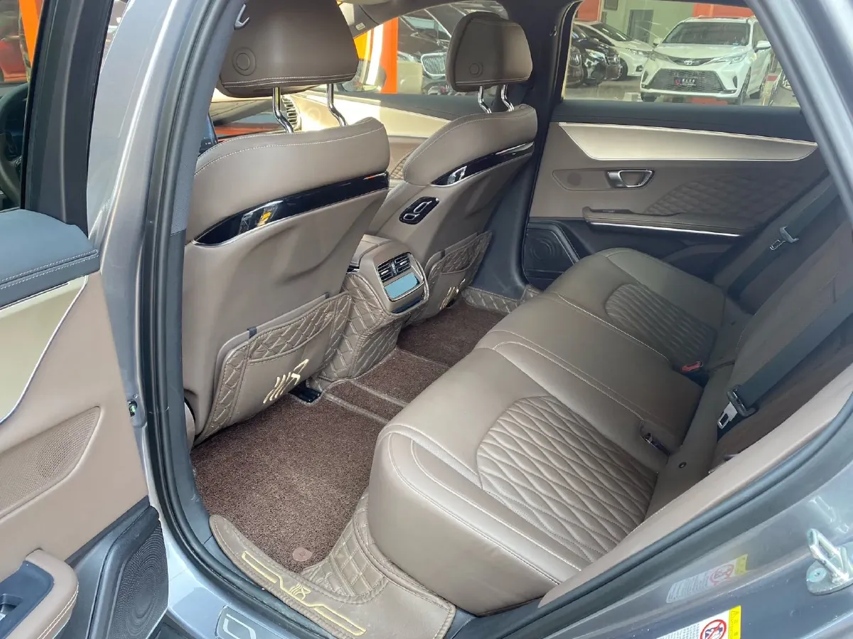 2024 BYD Han BEV 60.48KWH,autocango,china used car exporter,china ev exporter,chinese used car exporter,chinese used ev exporter