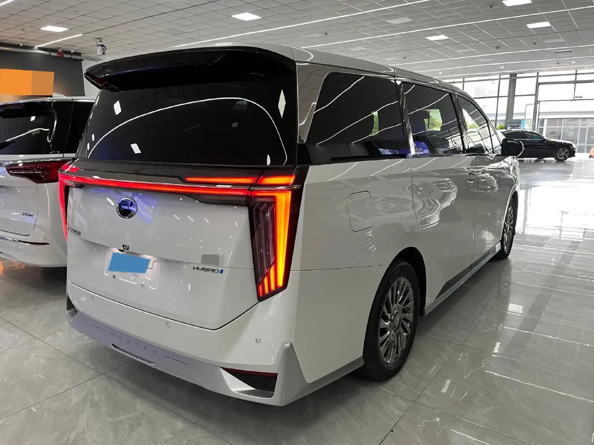 2024 GAC Trumpchi M8 2.0T 190HP L4 E-CVT Hybrid,autocango,china used car exporter,china ev exporter,chinese used car exporter,chinese used ev exporter