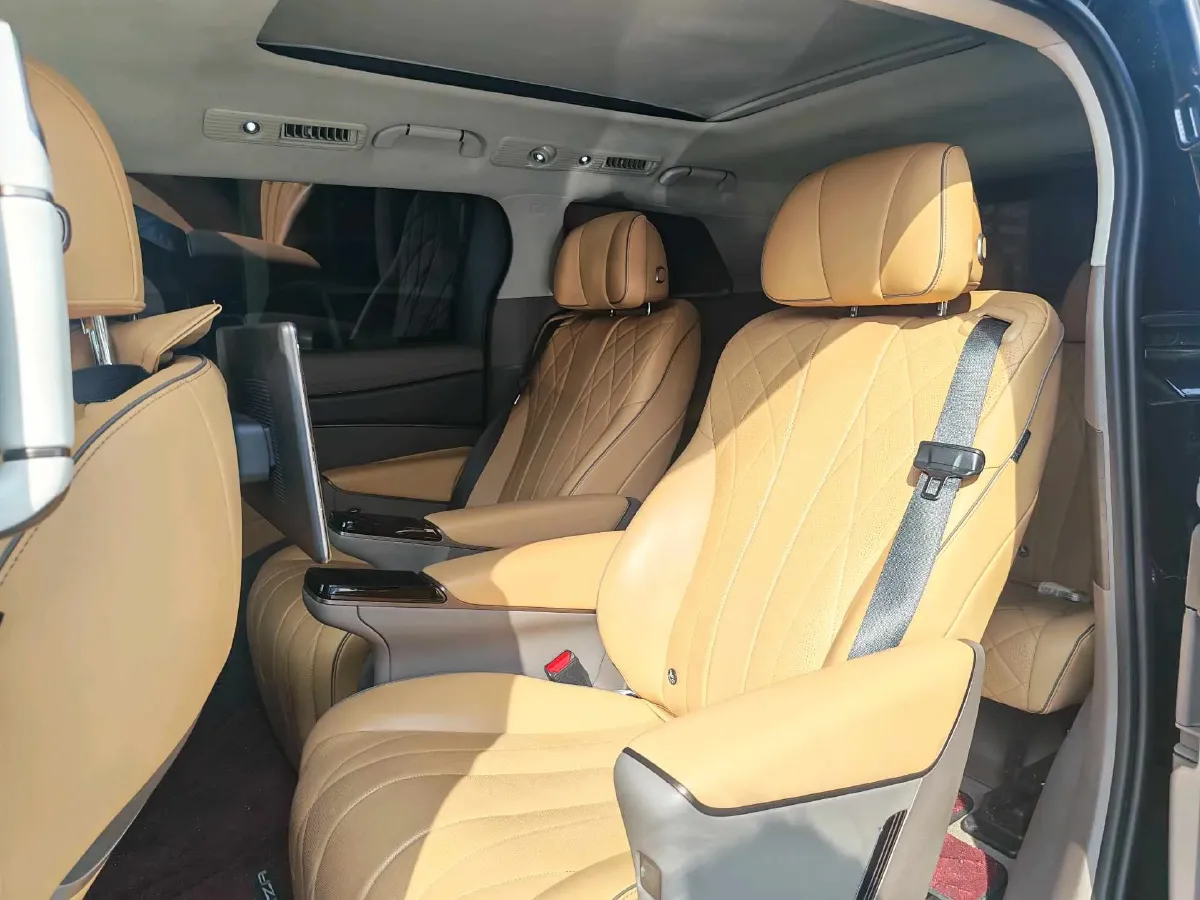 2022 Honda Odyssey 2.0L 146HP L4 E-CVT Hybrid,autocango,china used car exporter,china ev exporter,chinese used car exporter,chinese used ev exporter