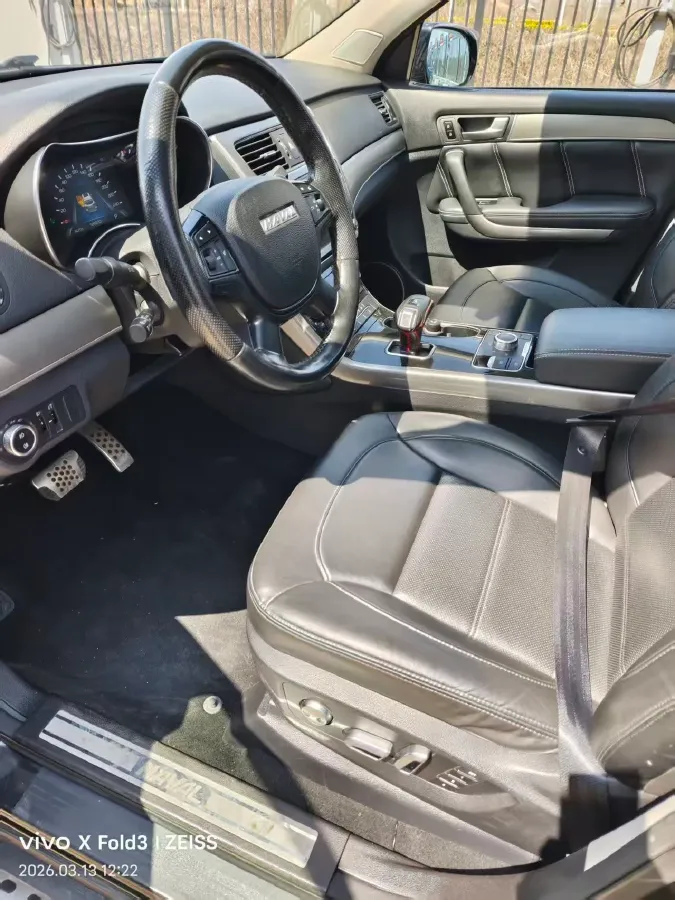 2017 Haval H8 2.0T 190HP L4 8AT,autocango,china used car exporter,china ev exporter,chinese used car exporter,chinese used ev exporter