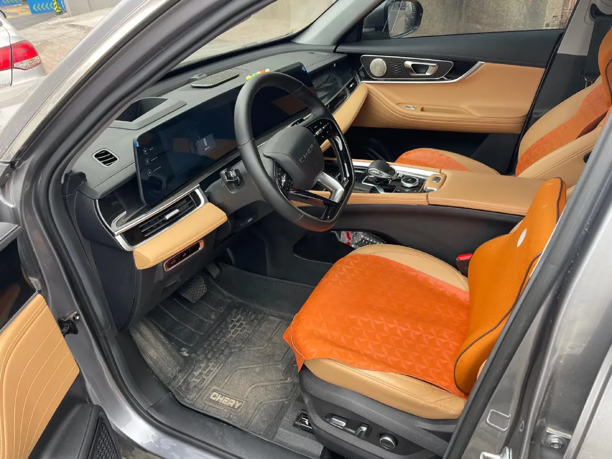 2024 Chery Tiggo 8 PRO 2.0T 254HP L4 7DCT,autocango,china used car exporter,china ev exporter,chinese used car exporter,chinese used ev exporter