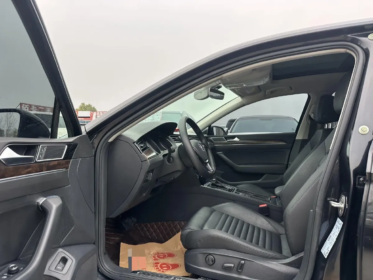 2019 Volkswagen Tayron 2.0T 186HP L4 7DCT,autocango,china used car exporter,china ev exporter,chinese used car exporter,chinese used ev exporter