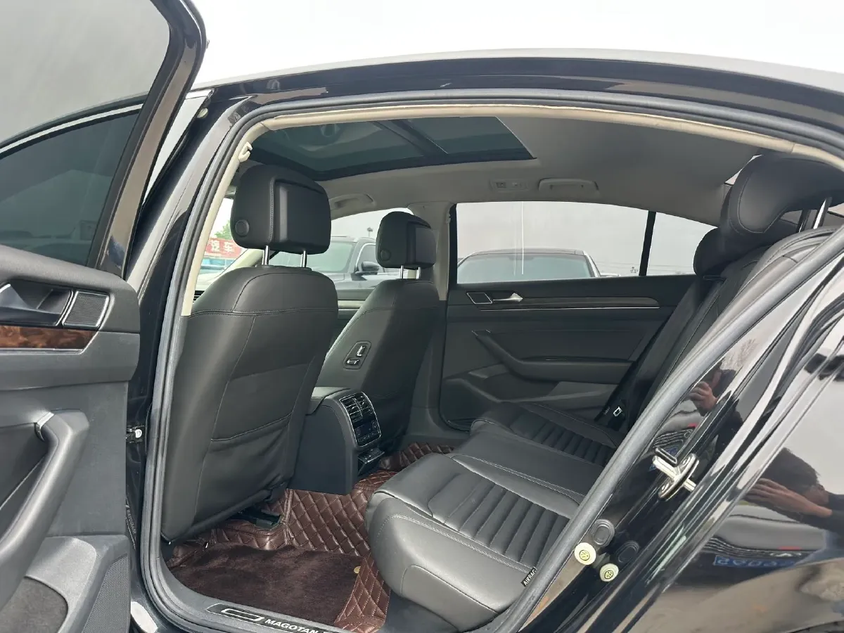 2019 Volkswagen Tayron 2.0T 186HP L4 7DCT,autocango,china used car exporter,china ev exporter,chinese used car exporter,chinese used ev exporter