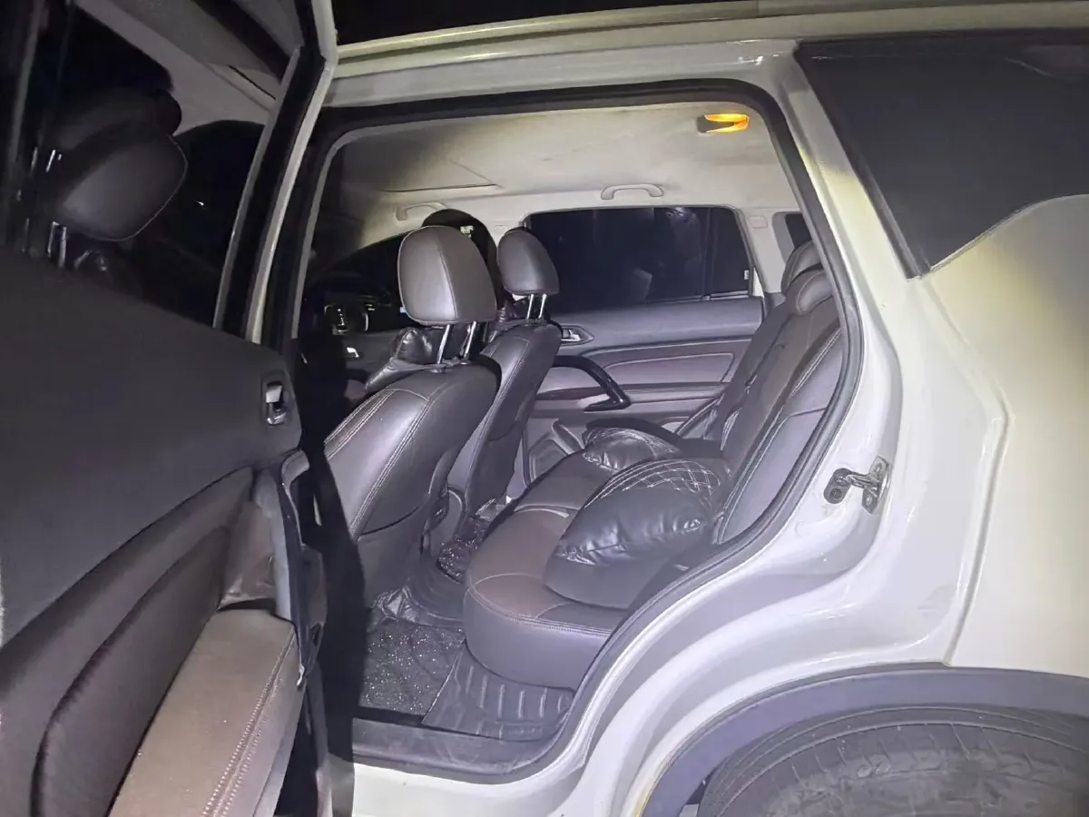 2017 GAC Trumpchi GS4 1.5T 152HP L4 6AT,autocango,china used car exporter,china ev exporter,chinese used car exporter,chinese used ev exporter