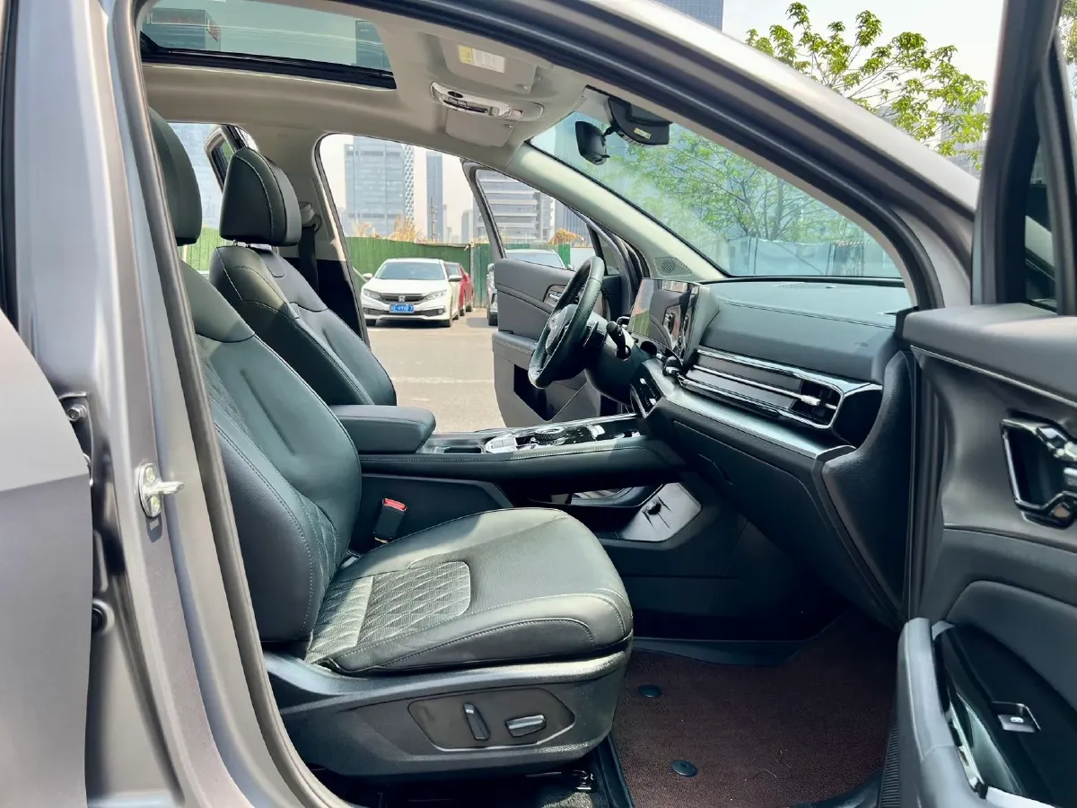 2023 Kia Sportage 2.0T 236HP L4 8AT,autocango,china used car exporter,china ev exporter,chinese used car exporter,chinese used ev exporter