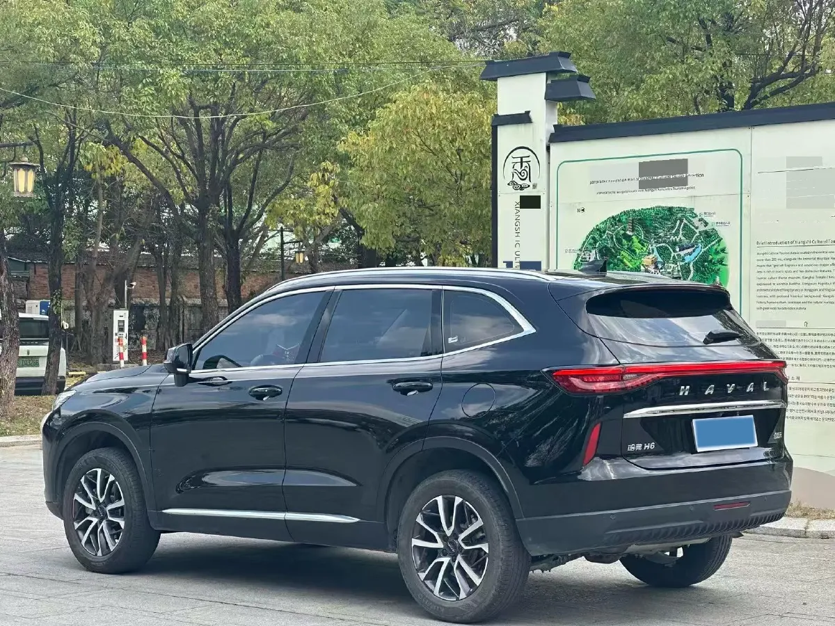 2022 Haval H6 1.5T 184HP L4 7DCT,autocango,china used car exporter,china ev exporter,chinese used car exporter,chinese used ev exporter