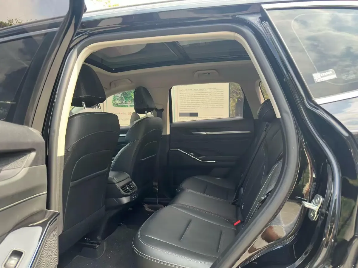 2022 Haval H6 1.5T 184HP L4 7DCT,autocango,china used car exporter,china ev exporter,chinese used car exporter,chinese used ev exporter