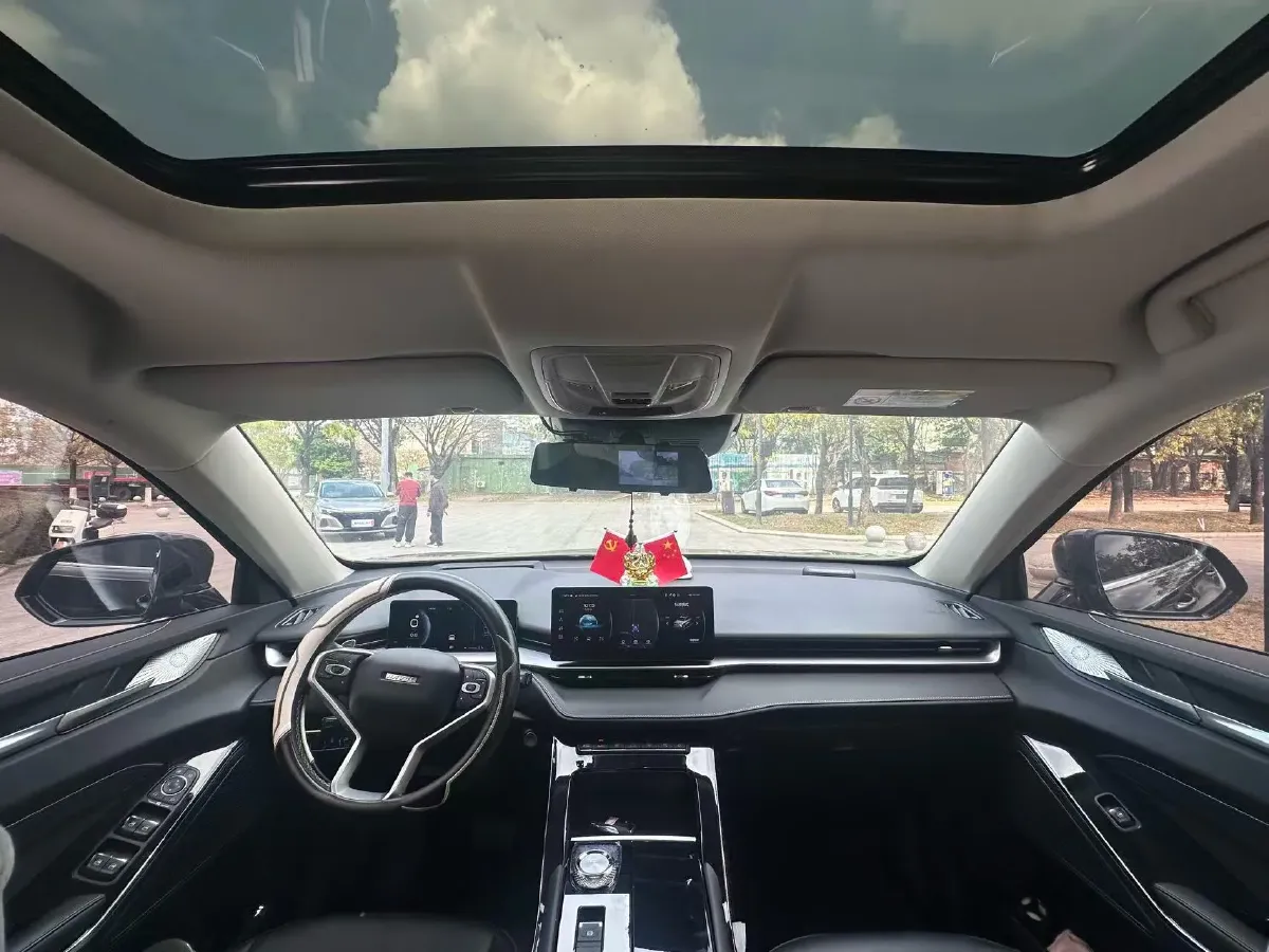 2022 Haval H6 1.5T 184HP L4 7DCT,autocango,china used car exporter,china ev exporter,chinese used car exporter,chinese used ev exporter