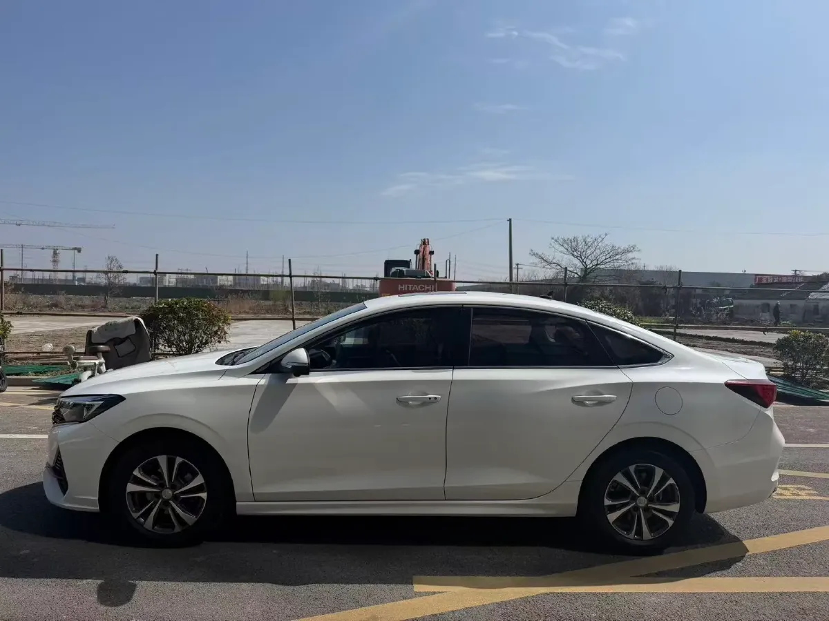 2022 ChangAn Eado 1.4T 160HP L4 7DCT,autocango,china used car exporter,china ev exporter,chinese used car exporter,chinese used ev exporter