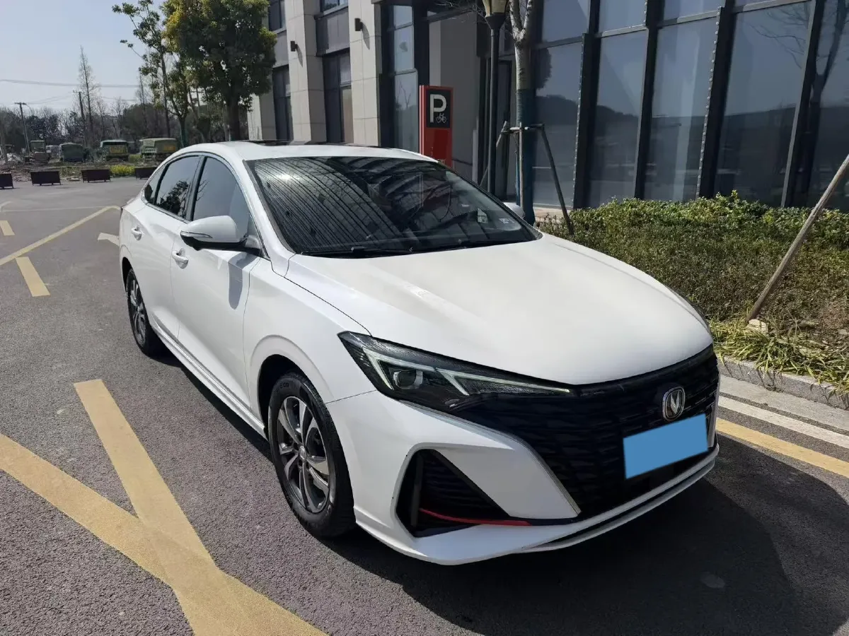 2022 ChangAn Eado 1.4T 160HP L4 7DCT,autocango,china used car exporter,china ev exporter,chinese used car exporter,chinese used ev exporter