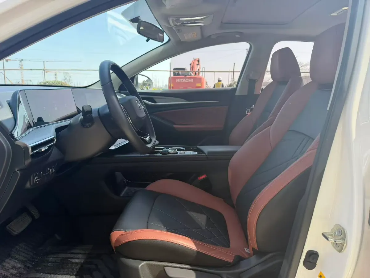 2022 ChangAn Eado 1.4T 160HP L4 7DCT,autocango,china used car exporter,china ev exporter,chinese used car exporter,chinese used ev exporter