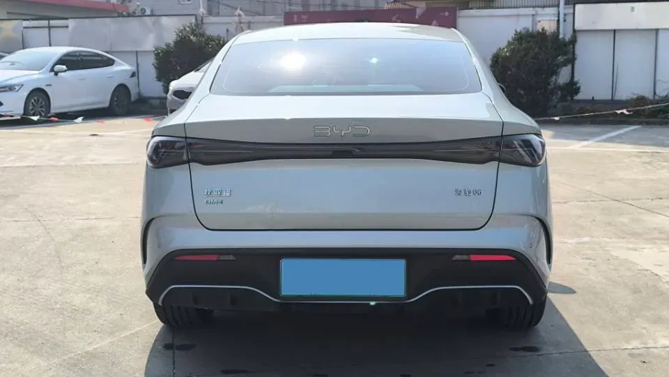 2024 BYD Seal06 1.5L 101HP L4 E-CVT PHEV 10.08KWH,autocango,china used car exporter,china ev exporter,chinese used car exporter,chinese used ev exporter