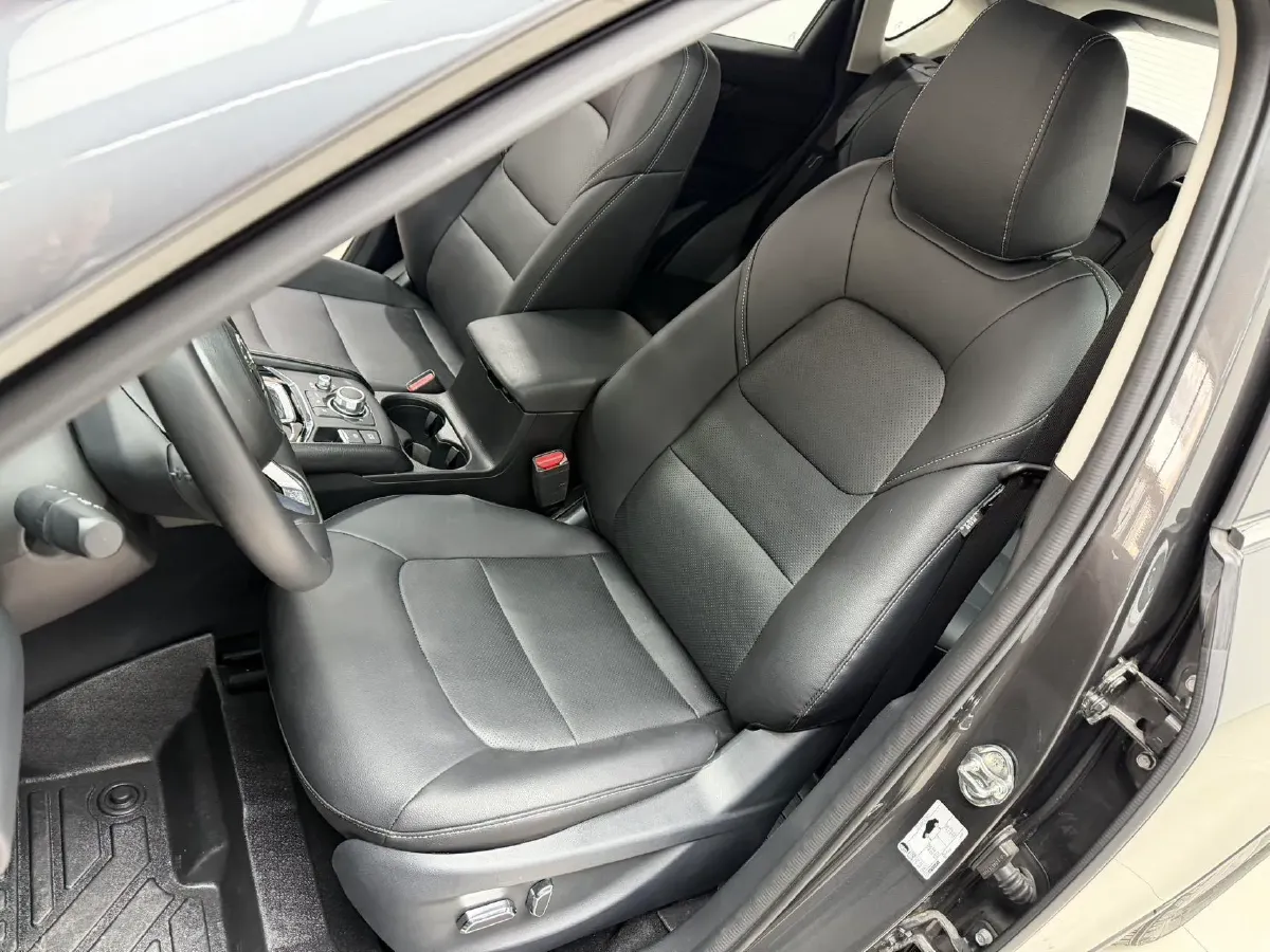 2022 MAXUS XinTu V90 2.0T 150HP L4 6AT,autocango,china used car exporter,china ev exporter,chinese used car exporter,chinese used ev exporter